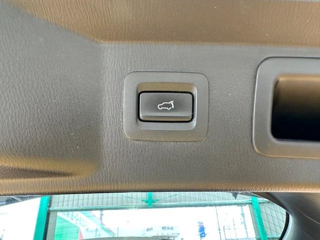 ＣＸ－８ ２５Ｔ　Ｌパッケージ　修復歴なし　禁煙車　全周囲モニタ　電動リアゲート　フリップダウンモニタ　ＡＷＤ　シートベンチレーション　レザーシート　衝突軽減ブレーキ　マツコネナビ　電動シート　純正ドラレコ　ＥＴＣ　パーキングセンサ（3枚目）