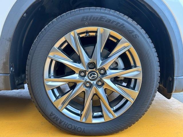 ＣＸ－８ ２５Ｔ　Ｌパッケージ　修復歴なし　禁煙車　全周囲モニタ　電動リアゲート　フリップダウンモニタ　ＡＷＤ　シートベンチレーション　レザーシート　衝突軽減ブレーキ　マツコネナビ　電動シート　純正ドラレコ　ＥＴＣ　パーキングセンサ（21枚目）