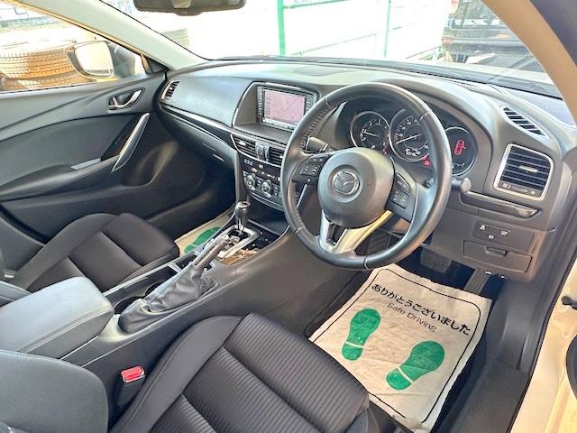 アテンザセダン XD 修復歴なし 禁煙車 衝突軽減ブレーキ 純正SDナビ ETC バックカメラ Bluetooth アドバンストキー プッシュスタート クルコン HIDライト デュアルエアコン 純正19インチAW 横滑防止(9枚目)