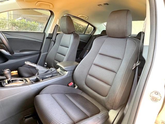 アテンザセダン XD 修復歴なし 禁煙車 衝突軽減ブレーキ 純正SDナビ ETC バックカメラ Bluetooth アドバンストキー プッシュスタート クルコン HIDライト デュアルエアコン 純正19インチAW 横滑防止(26枚目)