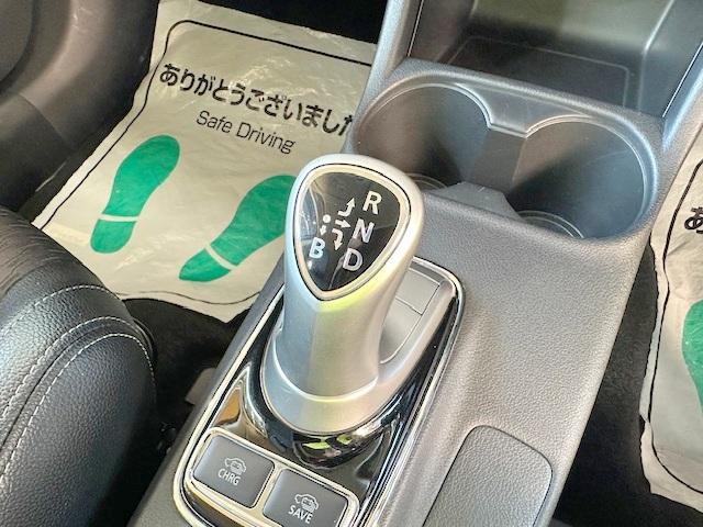 アウトランダーPHEV Gナビパッケージ 修復歴なし 禁煙車 純正SDナビ 衝突軽減ブレーキ 電動リアゲート バックカメラ レーンキープアシスト アダプティブクルコン ETC HID パドルシフト 4WD ステアリングスイッチ 純正アルミ(34枚目)