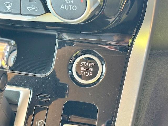 セレナ ハイウェイスターG 修復歴なし ワンオーナー 禁煙車 プロパイロット 両側自動ドア フリップダウンモニター 全周囲モニター エマージェンシーブレーキ 純正SDナビ ブルートゥース ETC レーンキープ パーキングアシスト(11枚目)