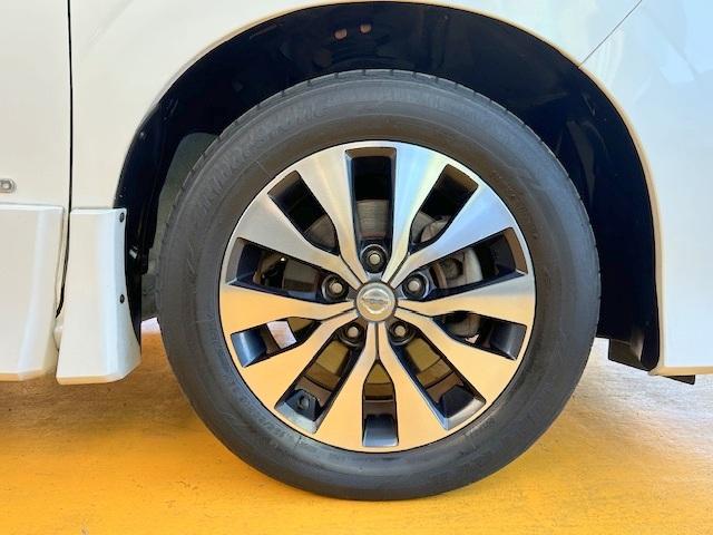 セレナ ハイウェイスターG 修復歴なし ワンオーナー 禁煙車 プロパイロット 両側自動ドア フリップダウンモニター 全周囲モニター エマージェンシーブレーキ 純正SDナビ ブルートゥース ETC レーンキープ パーキングアシスト(22枚目)