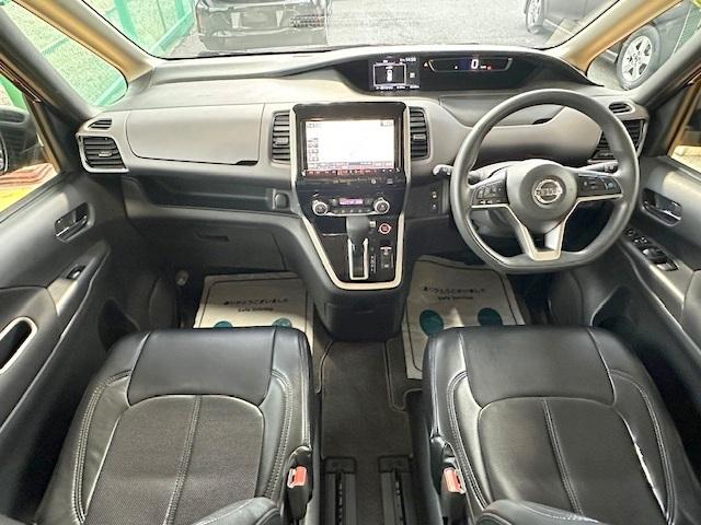 セレナ Ｘ　修復歴なし　禁煙車　エマージェンシーブレーキ　全周囲モニター　両側自動ドア　フリップダウンモニター　社外メモリナビ　プロパイロット　デジタルミラー　Ｗエアコン　パーキングアシスト　Ｂｌｕｅｔｏｏｔｈ（14枚目）