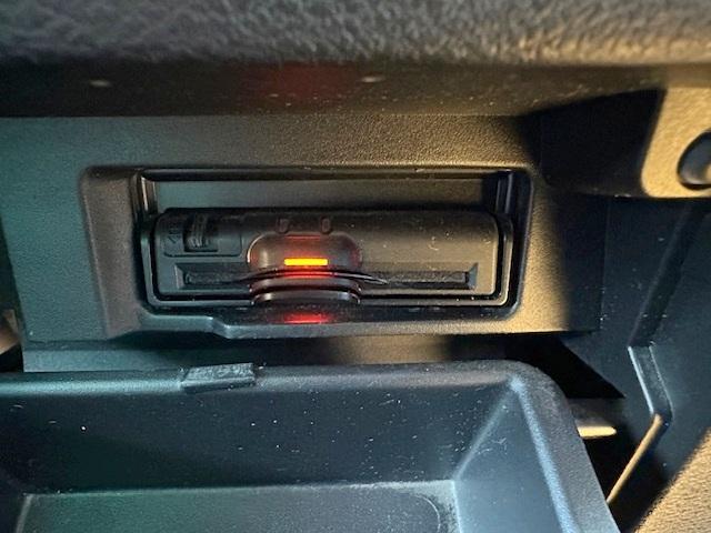 セレナ ハイウェイスター　修復歴なし　禁煙車　エマージェンシーブレーキ　両側自動ドア　フリップダウンモニタ　バックカメラ　純正ＳＤナビ　Ｂｌｕｅｔｏｏｔｈ　ＥＴＣ　インテリキー　プッシュスタート　Ｗエアコン　純正１６インチＡＷ（6枚目）