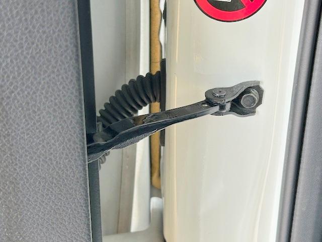 エクストレイル 20X ハイブリッド エマージェンシーブレーキP 修復歴なし 禁煙車 エマージェンシーブレーキ 純正SDナビ 4WD バックカメラ ブルートゥース ETC シートヒータ ダウンヒルアシスト LEDライト インテリキープッシュスタート フルセグ レザー(22枚目)