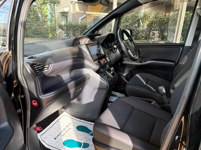 ノア ハイブリッドX ディライトプラス 修復歴なし 社外HDDナビ 衝突軽減ブレーキ 両側自動ドア バックカメラ ブルートゥース 車線逸脱警報 ETC スマートキー プッシュスタート オートハイビーム 横滑防止 LEDライト ミラーウィンカ(11枚目)