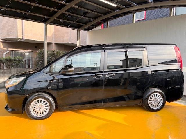 ノア ハイブリッドX ディライトプラス 修復歴なし 社外HDDナビ 衝突軽減ブレーキ 両側自動ドア バックカメラ ブルートゥース 車線逸脱警報 ETC スマートキー プッシュスタート オートハイビーム 横滑防止 LEDライト ミラーウィンカ(22枚目)