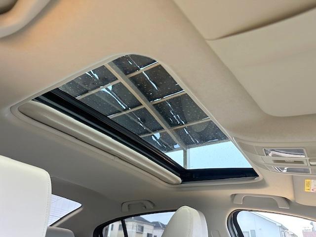 アクセラ 22XD Lパッケージ 修復歴なし 禁煙車 純正SDナビ 衝突軽減ブレーキ ETC レーンキープアシスト レザーシート バックカメラ アドバンストキー プッシュスタート パワーシート シートヒータ 純正18AW パドルシフト(4枚目)