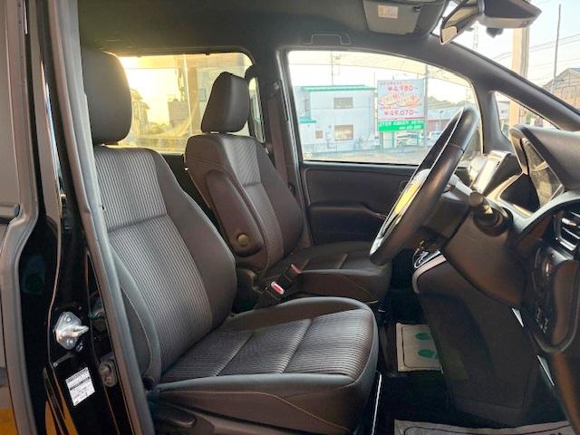 ヴォクシー ZS 煌 修復歴なし 禁煙車 両側自動ドア 衝突軽減ブレーキ 純正SDナビ クルコン レーンキープアシスト ブルートゥース バックカメラ スマートキー ETC LEDライト ドラレコ 7人乗り オートハイビーム(26枚目)