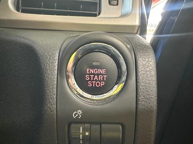エクシーガクロスオーバー７ Ｘ－ブレイク　修復歴なし　禁煙車　純正ＳＤナビ　アイサイトＶｅｒ２　プッシュスタート　バックカメラ　パドルシフト　ＥＴＣ　半革シート　アルミペダル　アクセスキー　ＳＩ－ＤＲＩＶＥ　シートヒーター　ＨＩＤ　革巻ステア（4枚目）