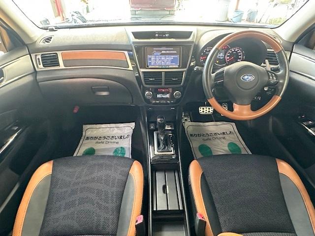 エクシーガクロスオーバー７ Ｘ－ブレイク　修復歴なし　禁煙車　純正ＳＤナビ　アイサイトＶｅｒ２　プッシュスタート　バックカメラ　パドルシフト　ＥＴＣ　半革シート　アルミペダル　アクセスキー　ＳＩ－ＤＲＩＶＥ　シートヒーター　ＨＩＤ　革巻ステア（9枚目）