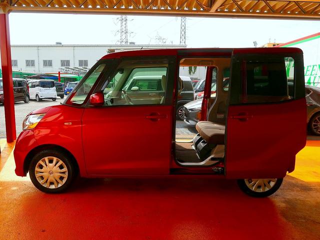 デイズルークス X 修復歴なし 純正SDナビ CD/DVD/Bluetooth再生 フルセグTV ステアSW自動ドア 衝突軽減ブレーキ インテリキー アラウンドビューモニタ ETC オートエアコン リヤシーリングファン(8枚目)