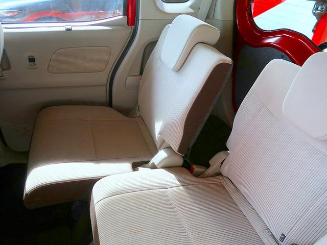 デイズルークス X 修復歴なし 純正SDナビ CD/DVD/Bluetooth再生 フルセグTV ステアSW自動ドア 衝突軽減ブレーキ インテリキー アラウンドビューモニタ ETC オートエアコン リヤシーリングファン(15枚目)