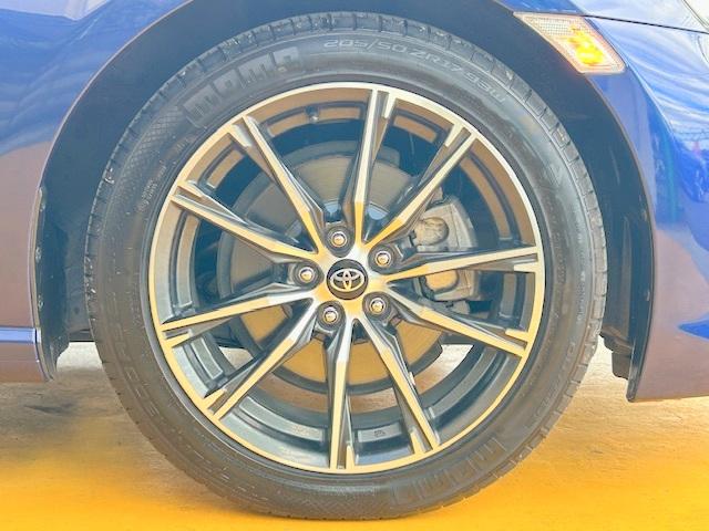 86 GT 修復歴なし 禁煙車 純正SDナビ Bluetooth バックカメラ ETC パドルシフト LEDヘッドライト フォグ プッシュスタート スマートキー MTモード 純正17インチAW オートライト CD(18枚目)