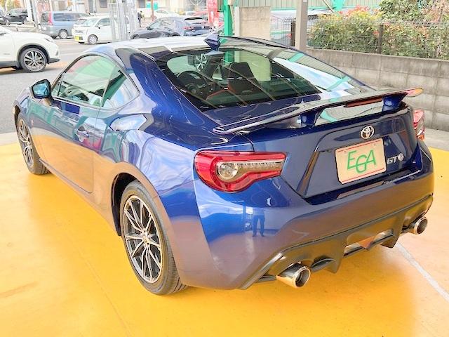 86 GT 修復歴なし 禁煙車 純正SDナビ Bluetooth バックカメラ ETC パドルシフト LEDヘッドライト フォグ プッシュスタート スマートキー MTモード 純正17インチAW オートライト CD(26枚目)