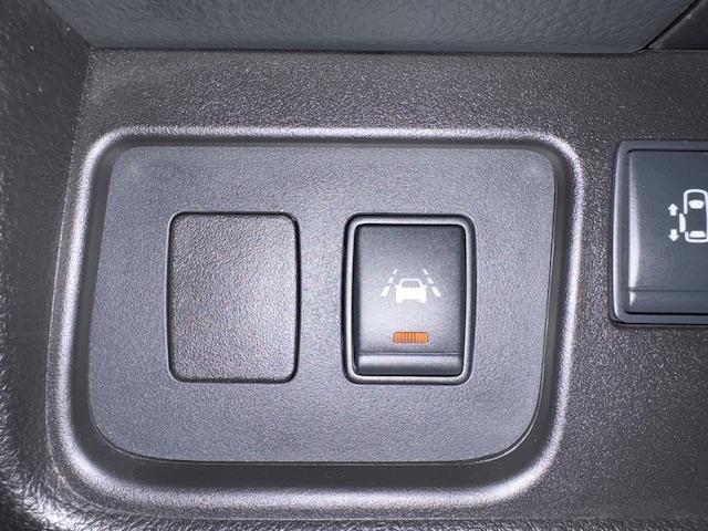 セレナ ハイウェイスター Vセレクション+セーフティ SHV 修復歴なし 禁煙車 純正SDナビ 衝突軽減ブレーキ 両側自動ドア バックカメラ ブルートゥース ETC インテリキー 車線逸脱警報 LEDライト フォグ 純正フルエアロ&16AW クルコン 横滑り防止(5枚目)