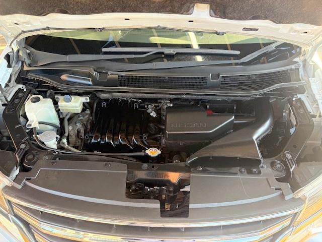 セレナ ハイウェイスター Vセレクション+セーフティ SHV 修復歴なし 禁煙車 純正SDナビ 衝突軽減ブレーキ 両側自動ドア バックカメラ ブルートゥース ETC インテリキー 車線逸脱警報 LEDライト フォグ 純正フルエアロ&16AW クルコン 横滑り防止(9枚目)