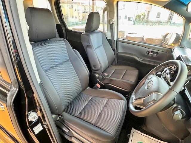 ヴォクシー ZS 煌 修復歴なし 禁煙車 両側パワースライドドア ETC スマートキー オートライト プッシュスタート LEDライト フォグ MTモード付AT 純正フルエアロ 純正16インチアルミホイール ミラーウインカー(7枚目)