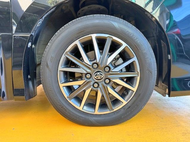 ヴォクシー ZS 煌 修復歴なし 禁煙車 両側パワースライドドア ETC スマートキー オートライト プッシュスタート LEDライト フォグ MTモード付AT 純正フルエアロ 純正16インチアルミホイール ミラーウインカー(19枚目)