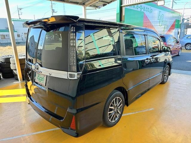 ヴォクシー ZS 煌 修復歴なし 禁煙車 両側パワースライドドア ETC スマートキー オートライト プッシュスタート LEDライト フォグ MTモード付AT 純正フルエアロ 純正16インチアルミホイール ミラーウインカー(24枚目)