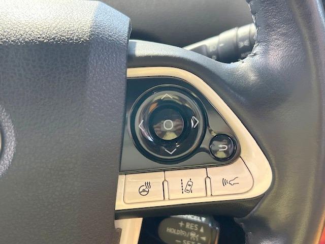 プリウスPHV A 修復歴なし 禁煙車 純正メモリナビ 衝突軽減ブレーキ バックカメラ コーナーセンサー 車線逸脱警報 ブルートゥース ETC2.0 BSM ハンドル&シートヒーター LEDライト フォグ スマートキー(5枚目)