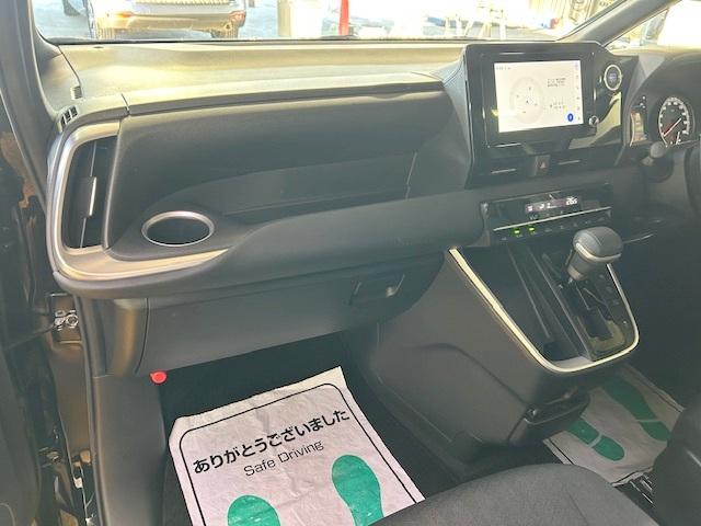 ノア S-G 修復歴なし 禁煙車 トヨタセーフティセンス 両側パワースライドドア 純正ディスプレイオーディオ バックカメラ アダプティブクルーズコントロール ETC2.0 パーキングセンサー 純正ドラレコ 8人乗り(30枚目)