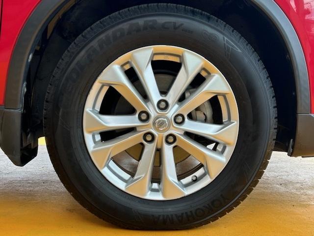 エクストレイル 20X エマージェンシーブレーキパッケージ 修復歴なし 禁煙車 エマージェンシーブレーキ 純正SDナビ バックカメラ 4WD Bluetooth インテリキー フリップダウンモニター ルーフレール ETC フルセグTV DVD再生 CD(21枚目)