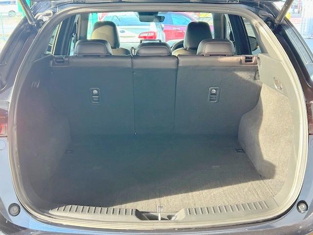 CX-5 XD エクスクルーシブモード 修復歴なし 禁煙車 純正SDナビ 衝突軽減ブレーキ BOSEスピーカー 全周囲モニター レザーシート 電動リアゲート コーナーセンサ ブラインドスポットモニタ ブルートゥース バックカメラ シートAC(31枚目)