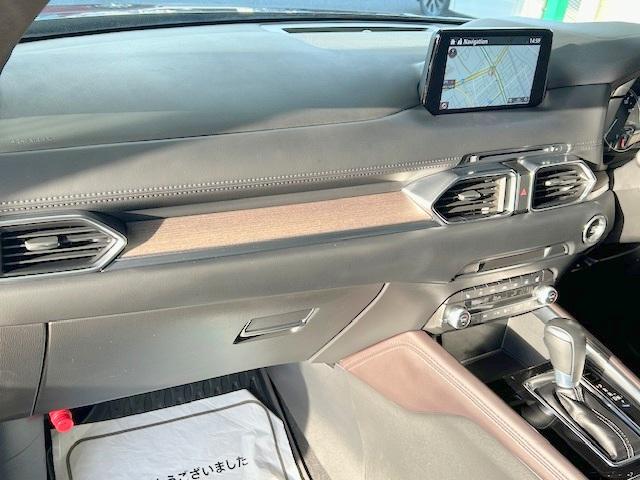 CX-5 XD エクスクルーシブモード 修復歴なし 禁煙車 純正SDナビ 衝突軽減ブレーキ BOSEスピーカー 全周囲モニター レザーシート 電動リアゲート コーナーセンサ ブラインドスポットモニタ ブルートゥース バックカメラ シートAC(32枚目)