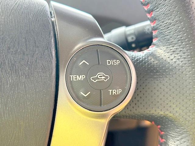 プリウス Sツーリングセレクション・G’s 修復歴なし 禁煙車 純正SDナビ Bluetooth ETC HIDヘッドライト バックカメラ プッシュスタート スマートキー フルセグTV DVD再生 CD(32枚目)