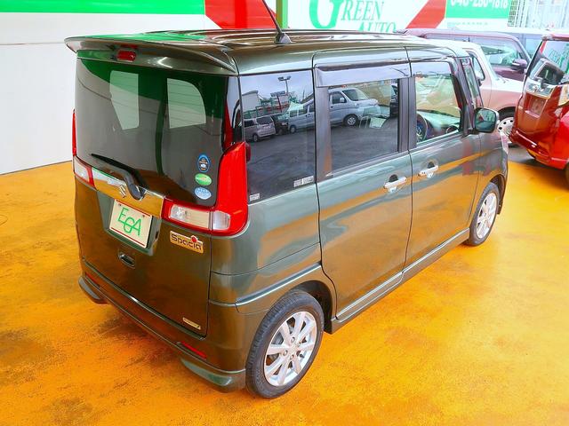 遠方のお客様にも安心してご納車できるように国家資格整備士による機関チェックを行い、細かな装備品の動作確認を実施しております。安心の保証も多数取り扱っております(全国の整備工場で対応可能)!