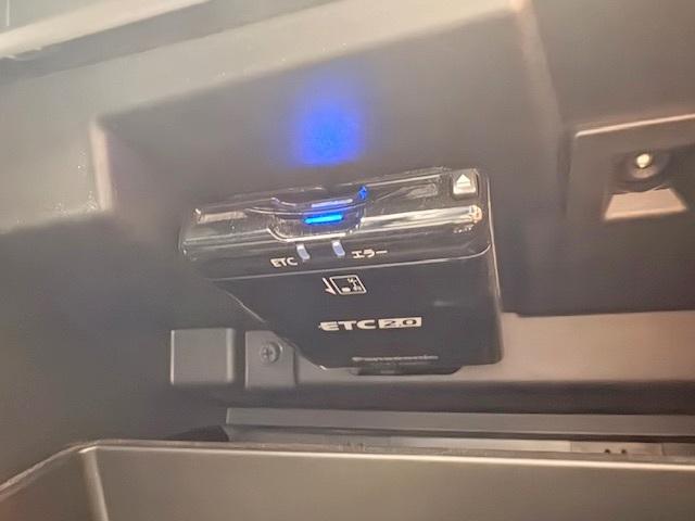 インプレッサスポーツ ２．０ｉ－Ｓアイサイト　修復歴なし　禁煙車　アイサイトＶｅｒ３　純正ＳＤナビ　ブラインドスポットモニター　Ｂｌｕｅｔｏｏｔｈ　衝突軽減ブレーキ　レーンキープ　ＥＴＣ　アダプティブクルコン　パワーシート　パドルシフト　横滑防止（7枚目）