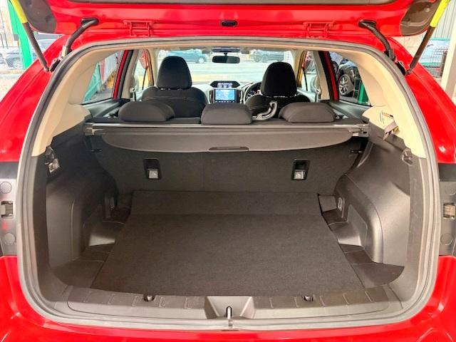 インプレッサスポーツ ２．０ｉ－Ｓアイサイト　修復歴なし　禁煙車　アイサイトＶｅｒ３　純正ＳＤナビ　ブラインドスポットモニター　Ｂｌｕｅｔｏｏｔｈ　衝突軽減ブレーキ　レーンキープ　ＥＴＣ　アダプティブクルコン　パワーシート　パドルシフト　横滑防止（13枚目）