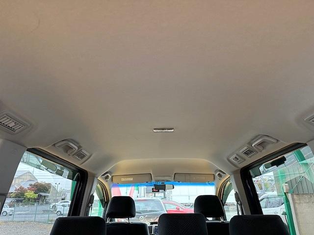 ステップワゴンスパーダ Ｚｉ　修復歴なし　禁煙車　両側パワースライドドア　衝突軽減ブレーキ　純正ＨＤＤナビ　全周囲モニター　ＥＴＣ　スマートキー　アダプティブクルコン　横滑り防止装置　パドルシフト　フルセグＴＶ　ＤＶＤ再生　ＣＤ（13枚目）