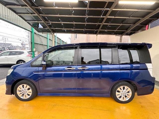 ステップワゴンスパーダ Ｚｉ　修復歴なし　禁煙車　両側パワースライドドア　衝突軽減ブレーキ　純正ＨＤＤナビ　全周囲モニター　ＥＴＣ　スマートキー　アダプティブクルコン　横滑り防止装置　パドルシフト　フルセグＴＶ　ＤＶＤ再生　ＣＤ（23枚目）