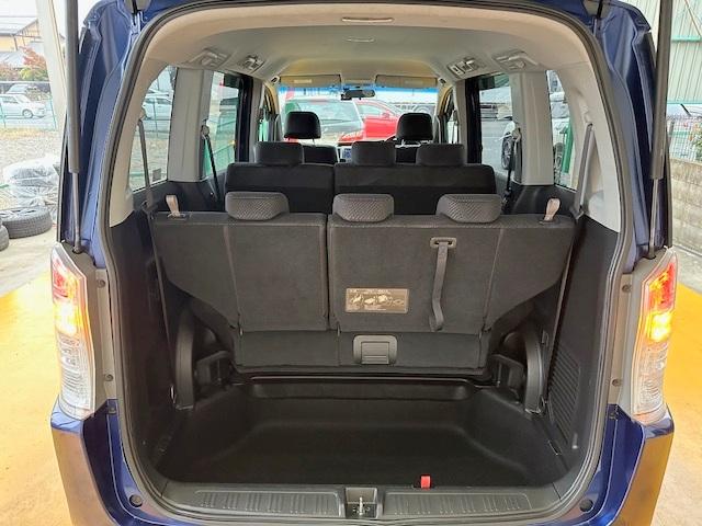 ステップワゴンスパーダ Ｚｉ　修復歴なし　禁煙車　両側パワースライドドア　衝突軽減ブレーキ　純正ＨＤＤナビ　全周囲モニター　ＥＴＣ　スマートキー　アダプティブクルコン　横滑り防止装置　パドルシフト　フルセグＴＶ　ＤＶＤ再生　ＣＤ（26枚目）