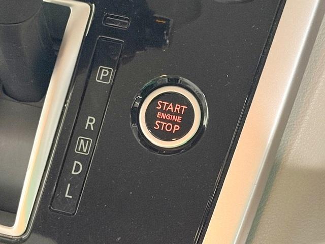 �v�b�V���X�^�[�^�[�ł��I���̓|�P�b�g�Ȃǂɓ��ꂽ�܂܁A�{�^�����|�`���Ɖ����΃G���W���n���I��x�g���Ύ�����Ȃ������i�ł��I