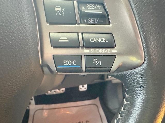 XVハイブリッド 2.0i-L アイサイト 修復歴なし 禁煙車 衝突軽減ブレーキ 社外メモリナビ Bluetooth ETC レーンキープアシスト アダプティブクルコン パドルシフト 横滑り防止装置 アイサイトVer2 SI-DRIVE HID(9枚目)