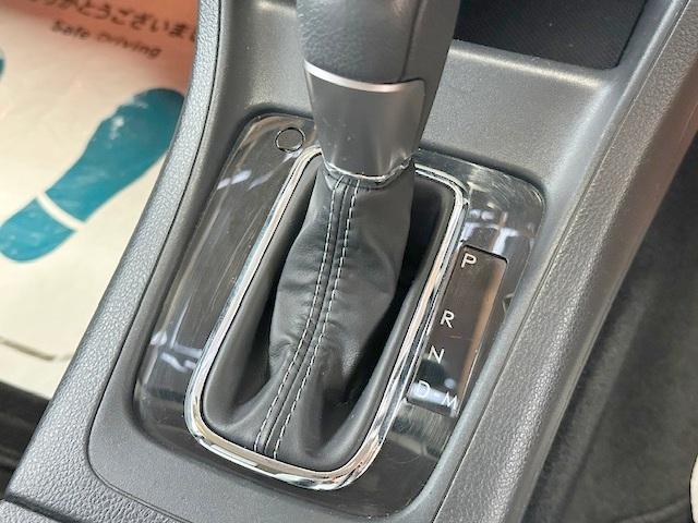 XVハイブリッド 2.0i-L アイサイト 修復歴なし 禁煙車 衝突軽減ブレーキ 社外メモリナビ Bluetooth ETC レーンキープアシスト アダプティブクルコン パドルシフト 横滑り防止装置 アイサイトVer2 SI-DRIVE HID(12枚目)