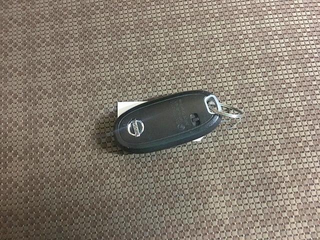 モコ Ｘ　修復歴なし　禁煙車　純正ＳＤナビ　ＣＤ／ＵＳＢ再生　フルセグＴＶ　バックカメラ　インテリキー　ＥＴＣ　オートエアコン　前後ドラレコ　ミラーウインカ　電格ミラー　フル装備（3枚目）