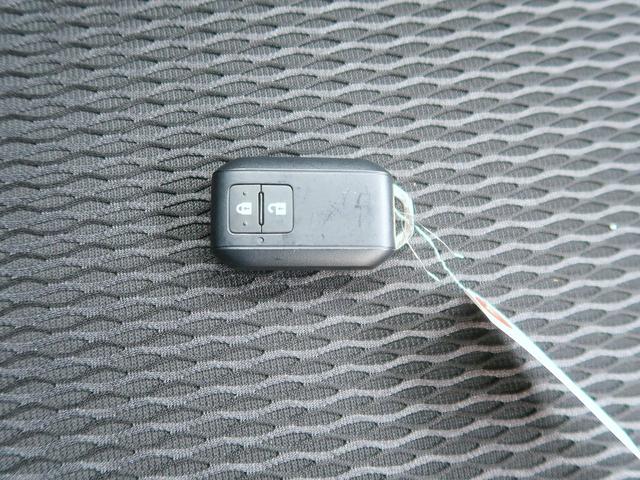 フレアクロスオーバー ハイブリッドＸＴ　修復歴なし　禁煙車　社外ＳＤナビ　ＤＶＤ／Ｂｌｕｅｔｏｏｔｈ再生　フルセグＴＶ　マルチビューモニタ　衝突軽減ブレーキ　スマートキー　ビルトインＥＴＣ　パドルシフト　ｉ－ｓｔｏｐ　ＬＥＤ　純正１５ＡＷ（3枚目）