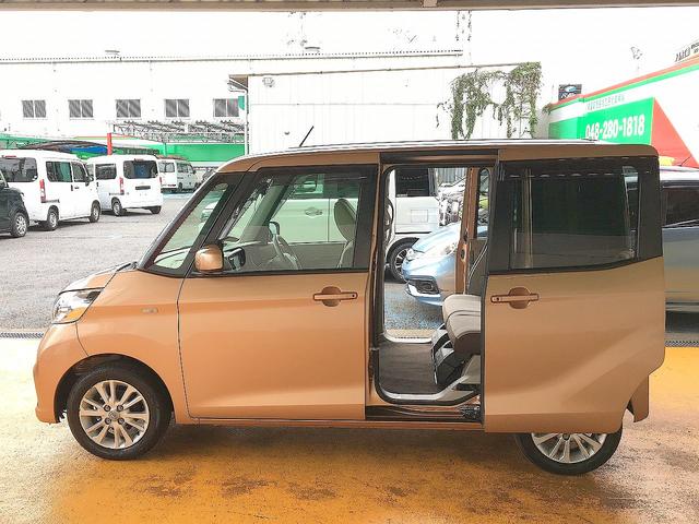 デイズルークス Ｘ　修復歴なし　純正ＳＤナビ　ＤＶＤ／Ｂｌｕｅｔｏｏｔｈ再生　フルセグＴＶ　ステアＳＷ　アラウンドビューモニタ　インテリキー　衝突軽減ブレーキ　自動ドア　純正ドラレコ　ｉ－ｓｔｏｐ　純正１４ＡＷ（9枚目）