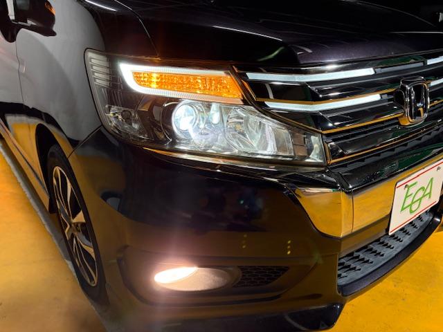 ステップワゴンスパーダ Z クールスピリット 修復歴なし 禁煙車 純正メモリナビ バックカメラ 両側自動ドア スマートキー Bluetooth 7人乗り オートクルーズコントロール ETC HIDヘッドライト フォグランプ DVD再生 CD(19枚目)