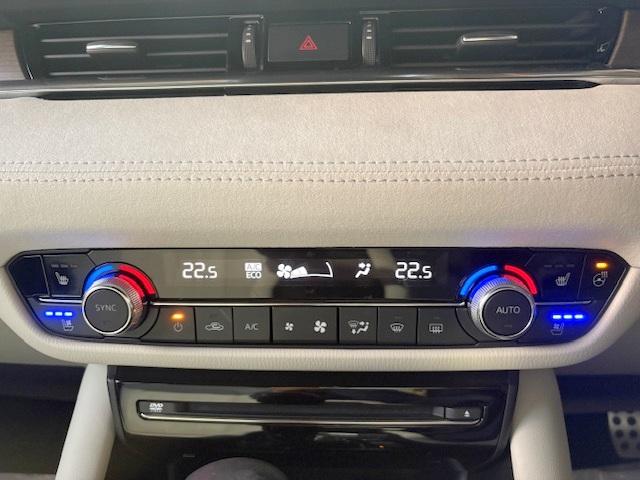 アテンザセダン 25S Lパッケージ 修復歴なし 禁煙車 衝突軽減ブレーキ ホワイトレザーシート 全周囲モニター マツダコネクトナビ BOSEサウンド Bluetooth ETC ベンチレーション シートヒーター パワーシート フルセグ(9枚目)