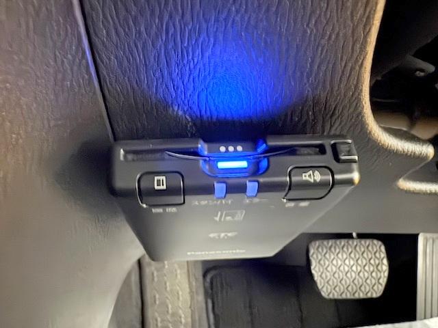 アクセラスポーツ 15XD プロアクティブ 修復歴なし 禁煙車 衝突軽減ブレーキ マツダコネクトナビ バックカメラ ブルートゥース ブラインドスポットモニタ アダプティブクルコン LEDライト フォグ ETC 社外ドラレコ フルセグ DVD再生(6枚目)