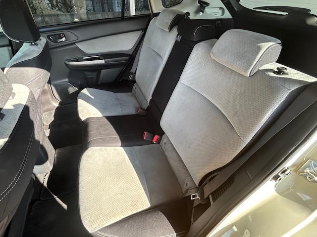 ＸＶハイブリッド ２．０ｉ－Ｌ　アイサイト　修復歴なし　禁煙車　純正ＳＤナビ　アイサイトＶｅｒ２　プッシュスタート　ＥＴＣ　Ｂｌｕｅｔｏｏｔｈ　パワーシート　アクセスキー　アルミペダル　バックカメラ　ＨＩＤ　パドルシフト　ＭＴモード付ＡＴ（13枚目）