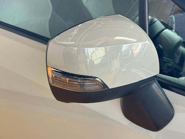 ＸＶハイブリッド ２．０ｉ－Ｌ　アイサイト　修復歴なし　禁煙車　純正ＳＤナビ　アイサイトＶｅｒ２　プッシュスタート　ＥＴＣ　Ｂｌｕｅｔｏｏｔｈ　パワーシート　アクセスキー　アルミペダル　バックカメラ　ＨＩＤ　パドルシフト　ＭＴモード付ＡＴ（19枚目）