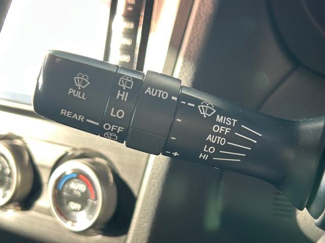 ＸＶハイブリッド ２．０ｉ－Ｌ　アイサイト　修復歴なし　禁煙車　純正ＳＤナビ　アイサイトＶｅｒ２　プッシュスタート　ＥＴＣ　Ｂｌｕｅｔｏｏｔｈ　パワーシート　アクセスキー　アルミペダル　バックカメラ　ＨＩＤ　パドルシフト　ＭＴモード付ＡＴ（32枚目）