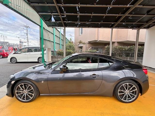 86 GT 修復歴なし 禁煙車 ワンオーナー 純正SDナビ バックカメラ スマートキー Bluetooth オートクルーズコントロール プッシュスタート ETC 純正17インチアルミホイール DVD再生 CD(25枚目)